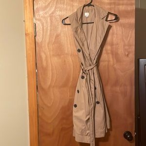 “Trenchcoat” style button down dress from a new day